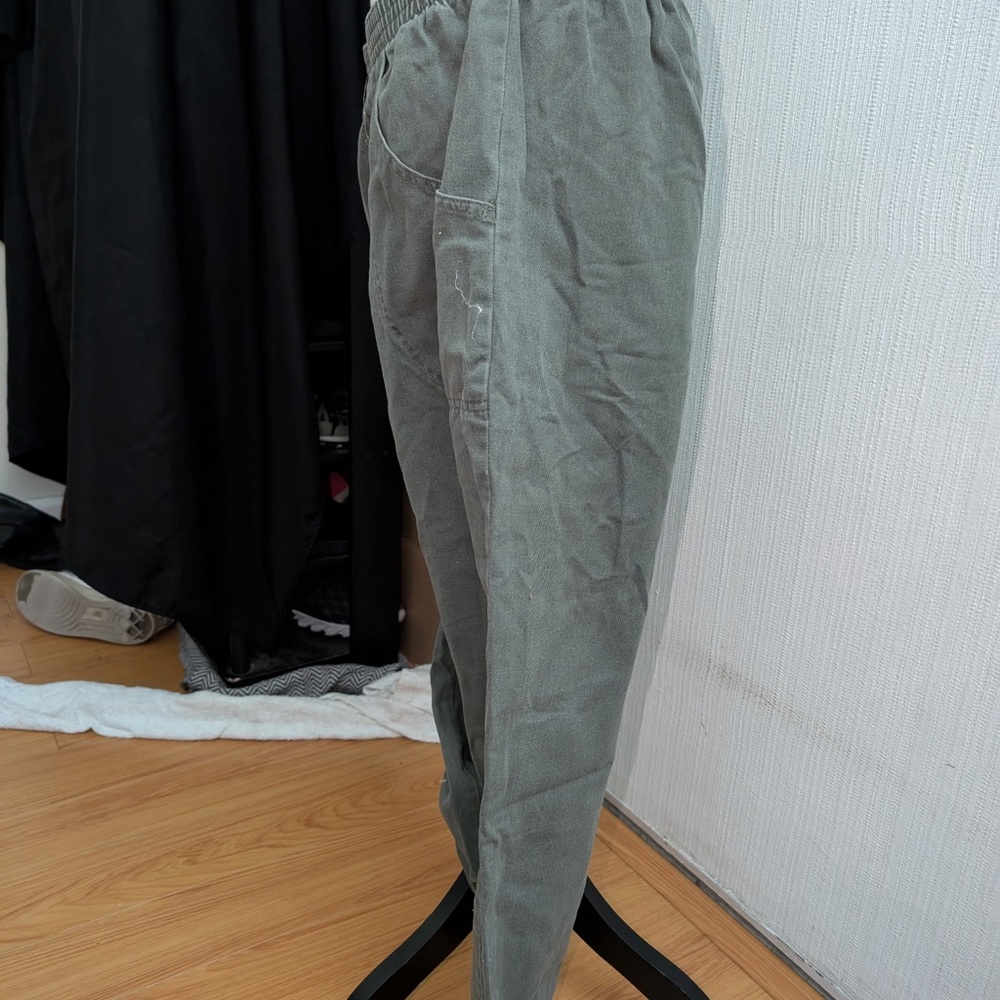 Men's Corduroy Pants in Classic Gray